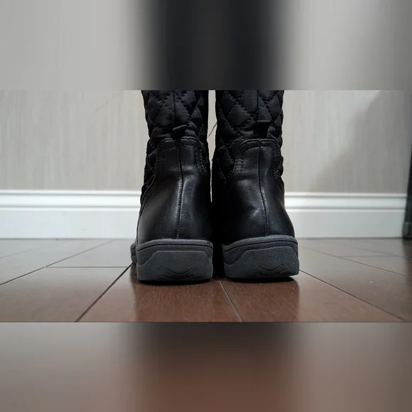 Kids Joe Fresh Insulated Winter Boots - Picture 3 of 8